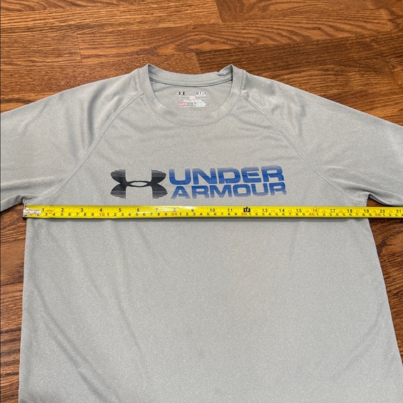 Under Armour Gray Short Sleeve Men’s Tee - Picture 5 of 6